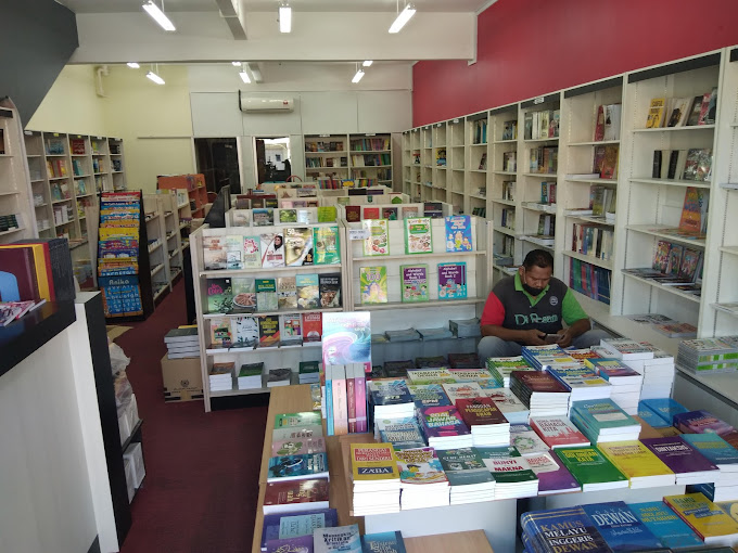 Kedai Buku Koperasi Dewan Bahasa dan Pustaka