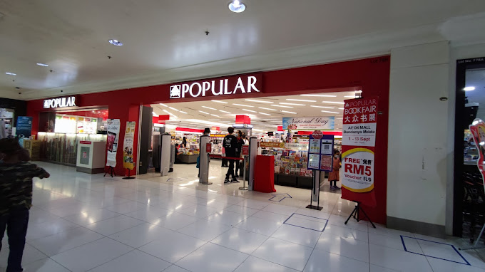 POPULAR bookstore @ Mahkota Parade Shopping Centre