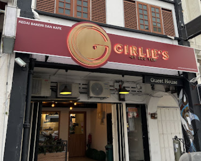 Girlie's Café