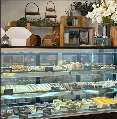 Naeddys Cakes & Desserts