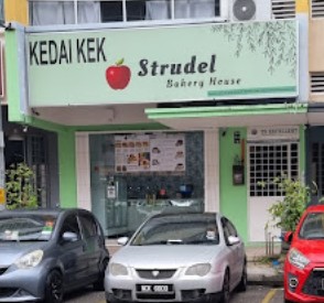 Strudel Bakery House @ Klang