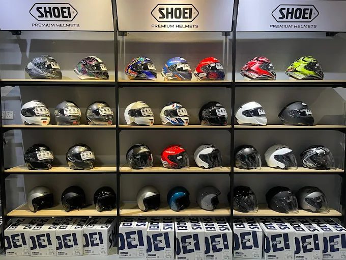 Fenixtech Motorsport (Shoei Helmet Kelantan , Alpinestars, Arai, Cardo)