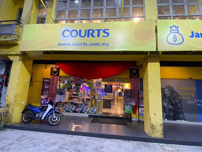 COURTS Kulai
