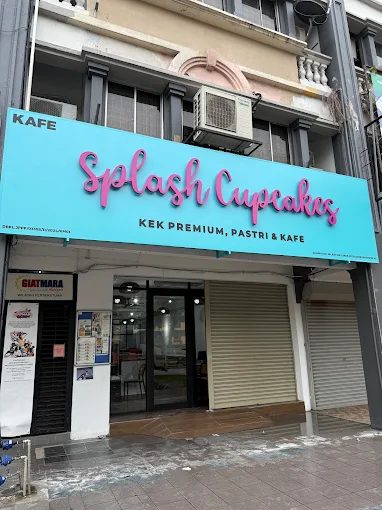Splash Cupcakes
