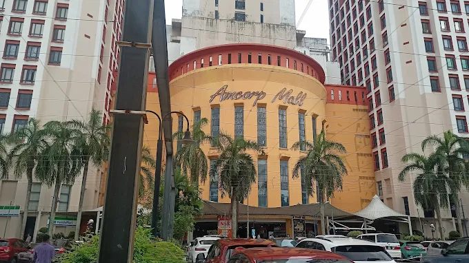 Amcorp Mall