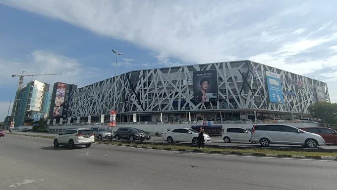 CityONE Megamall