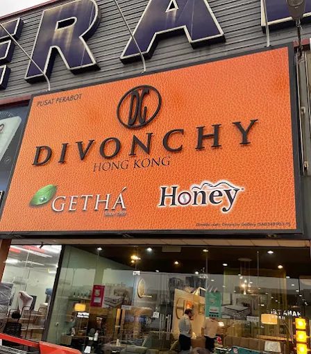 Divonchy Gallery