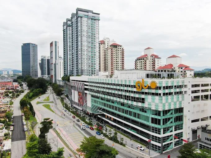 Glo Damansara Shopping Mall