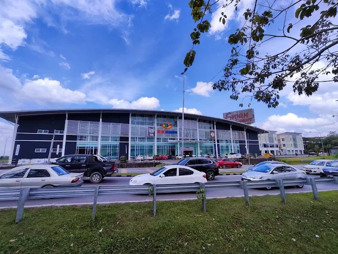 Swan Square Mall