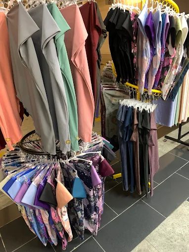 Emma Zainal.co – Tudung, Hijab, Blouse Johor Bahru