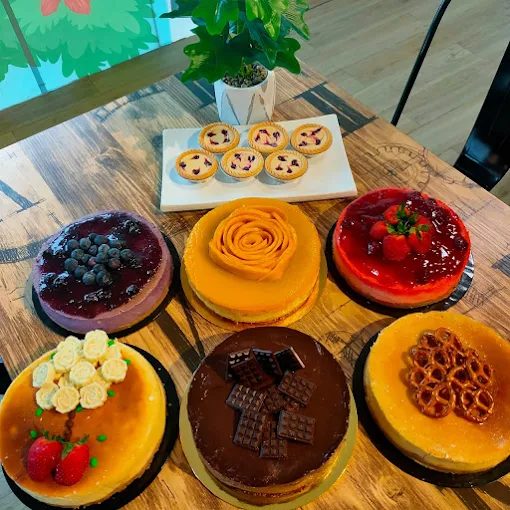 Mama Cake Studio
